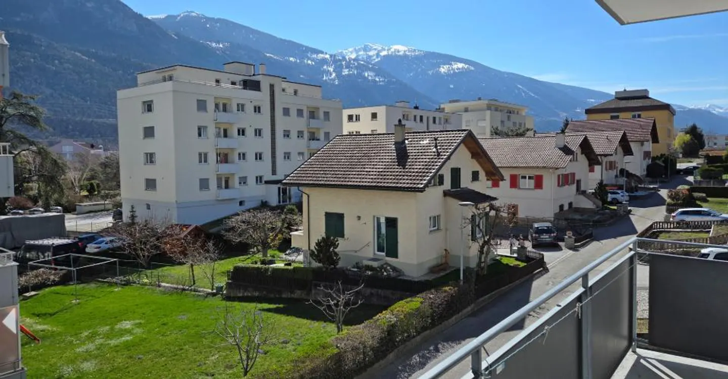 Sierre - Bright 3.5 rooms - Photo 1 of 3