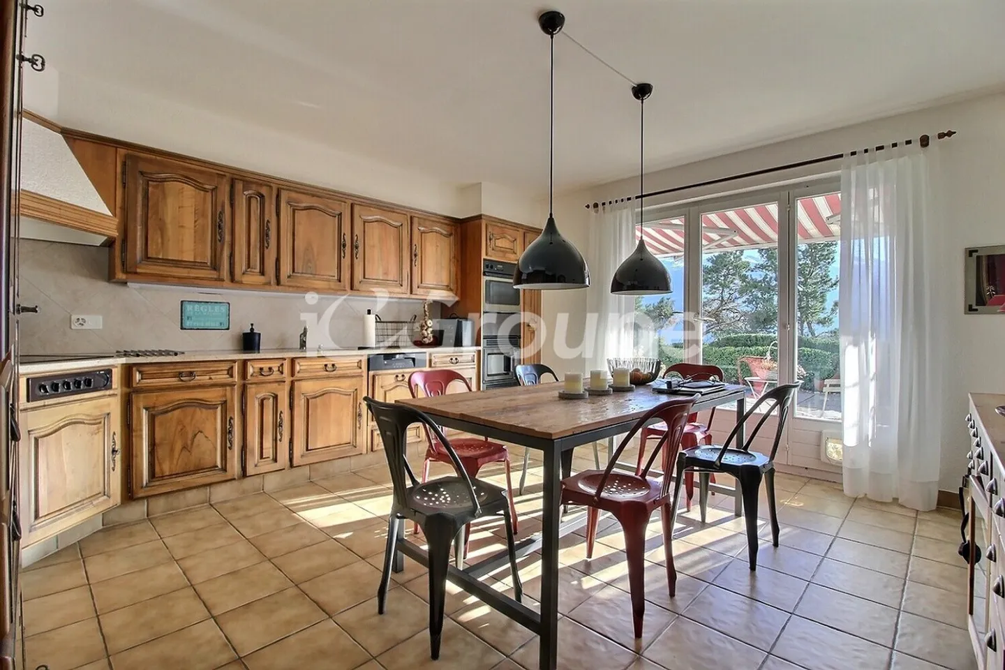 Casa familiare di 3.5 locali, fascino e tranquillità a Savièse - Foto 11 di 19