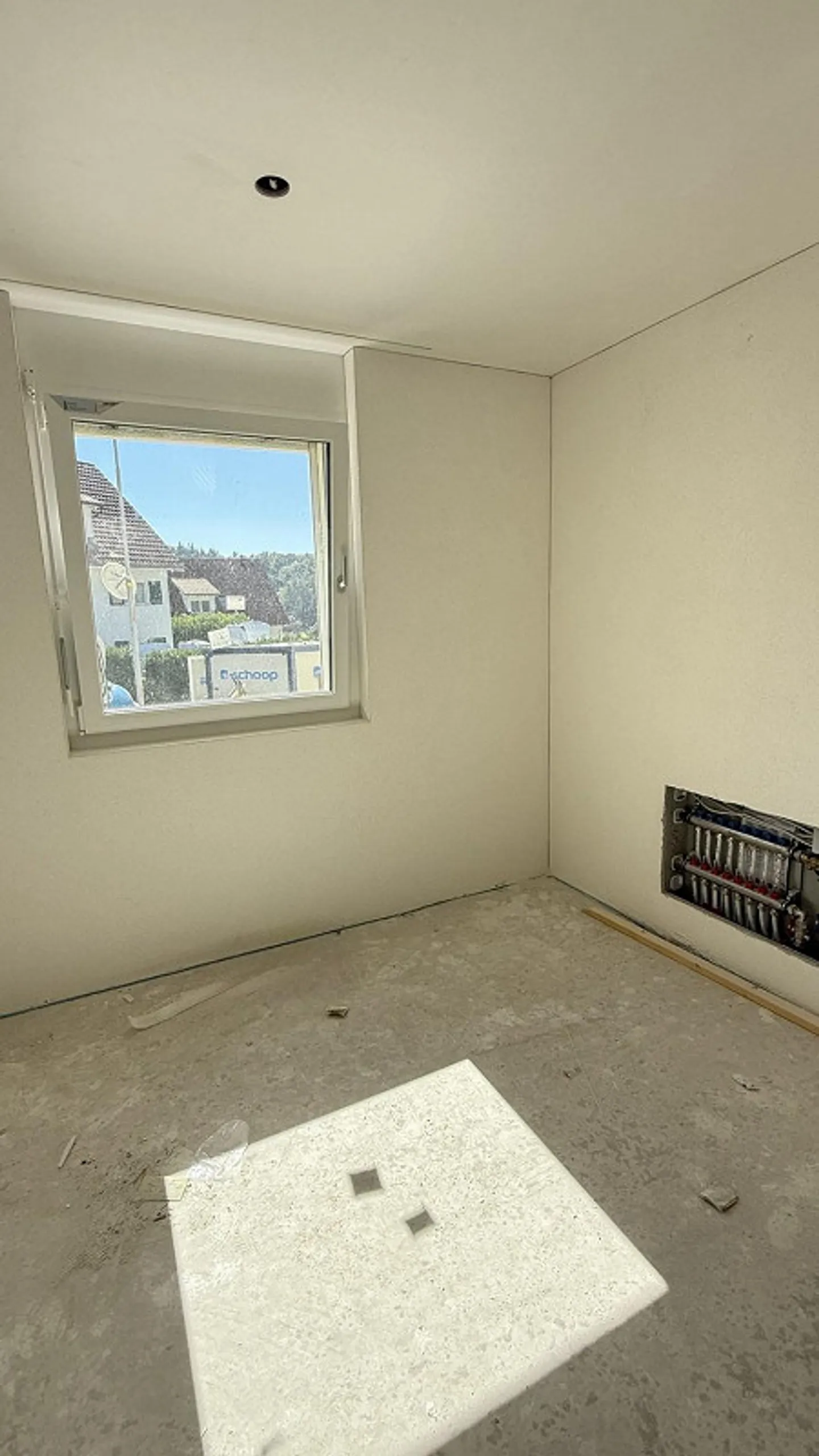 Grosser sonniger Sitzplatz an sehr ruhiger Lage - Foto 8 di 8