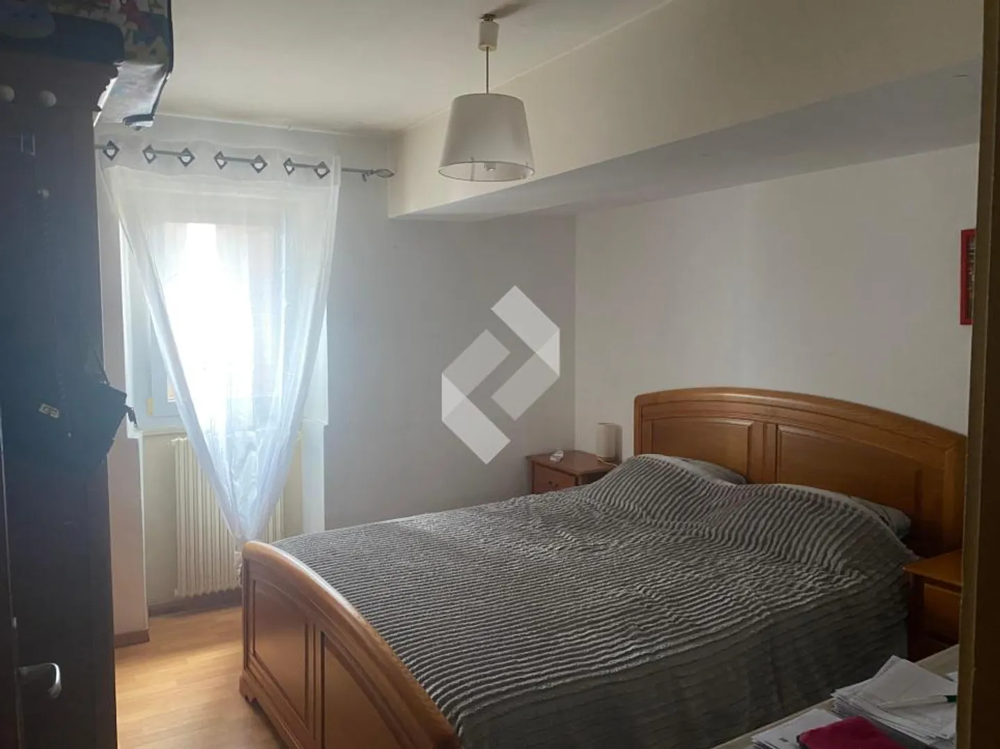 Mixed-use building with café-bar and apartments - in the heart of the old village of Saxon - Photo 8 of 11