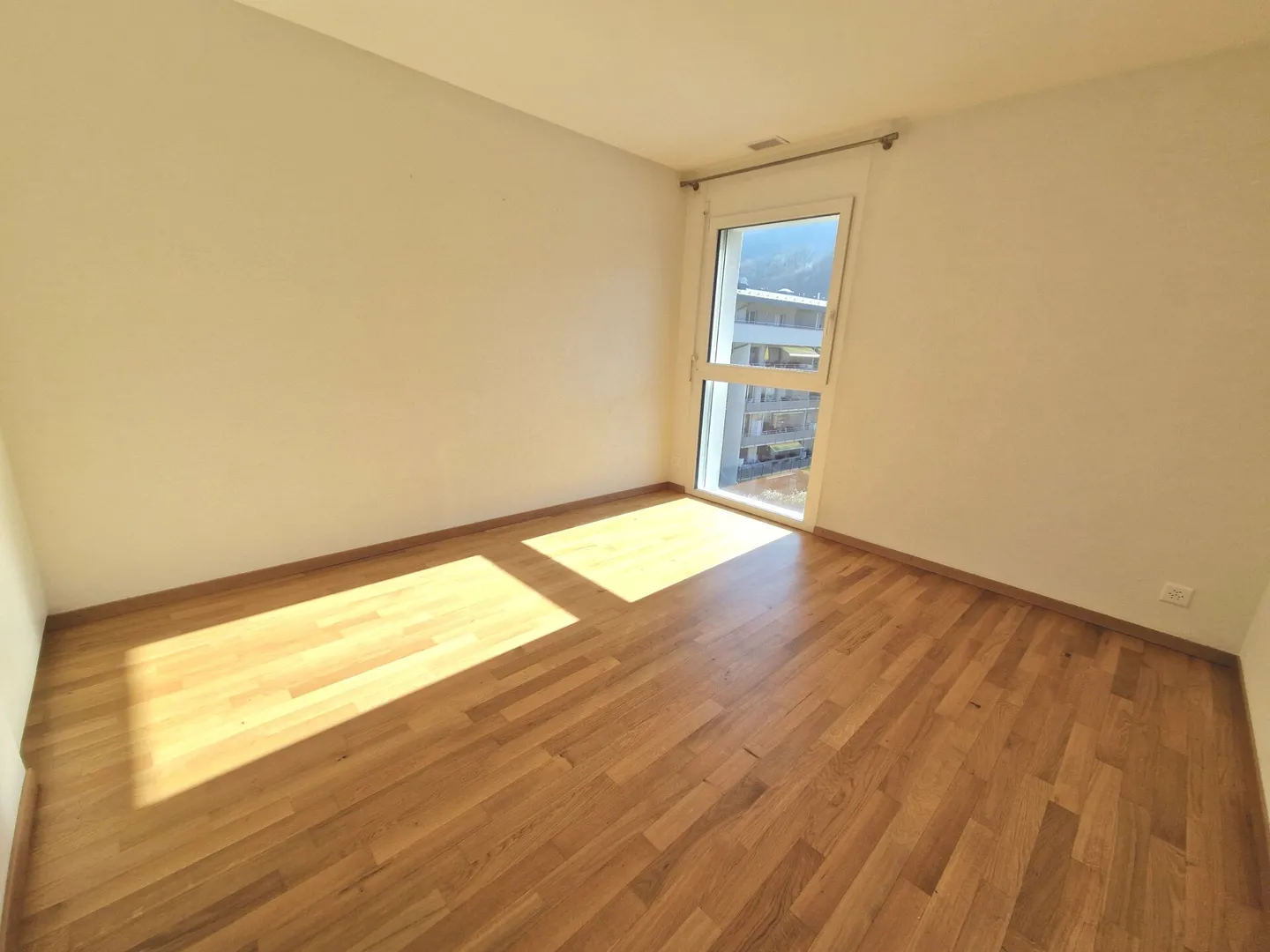 3.5 Room Apartment - Photo 7 of 8