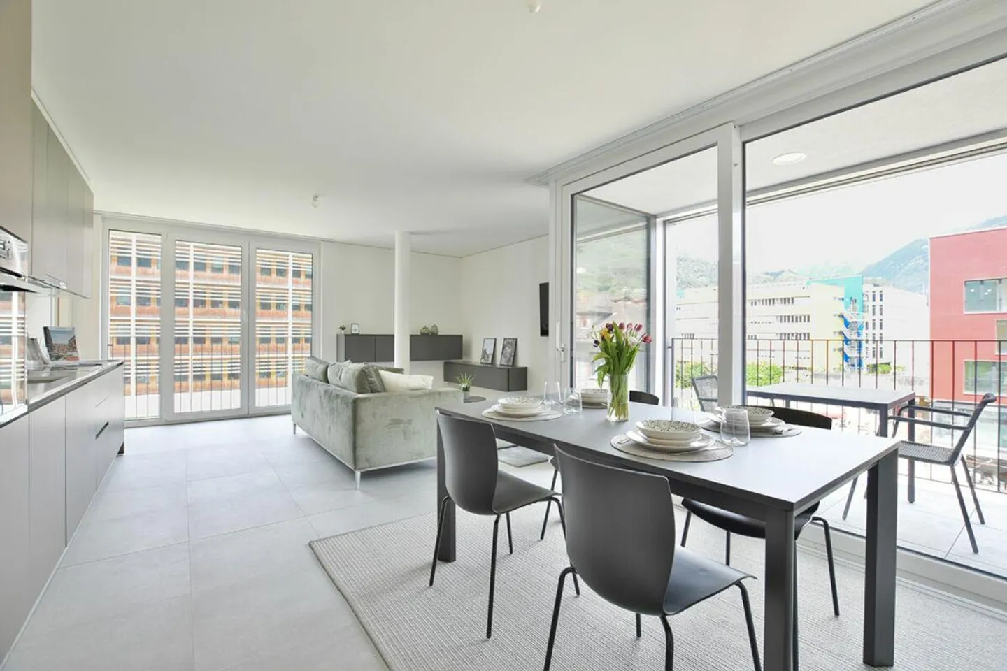 Luminosi 2,5 locali nel centro di Bellinzona - Photo 2 sur 4