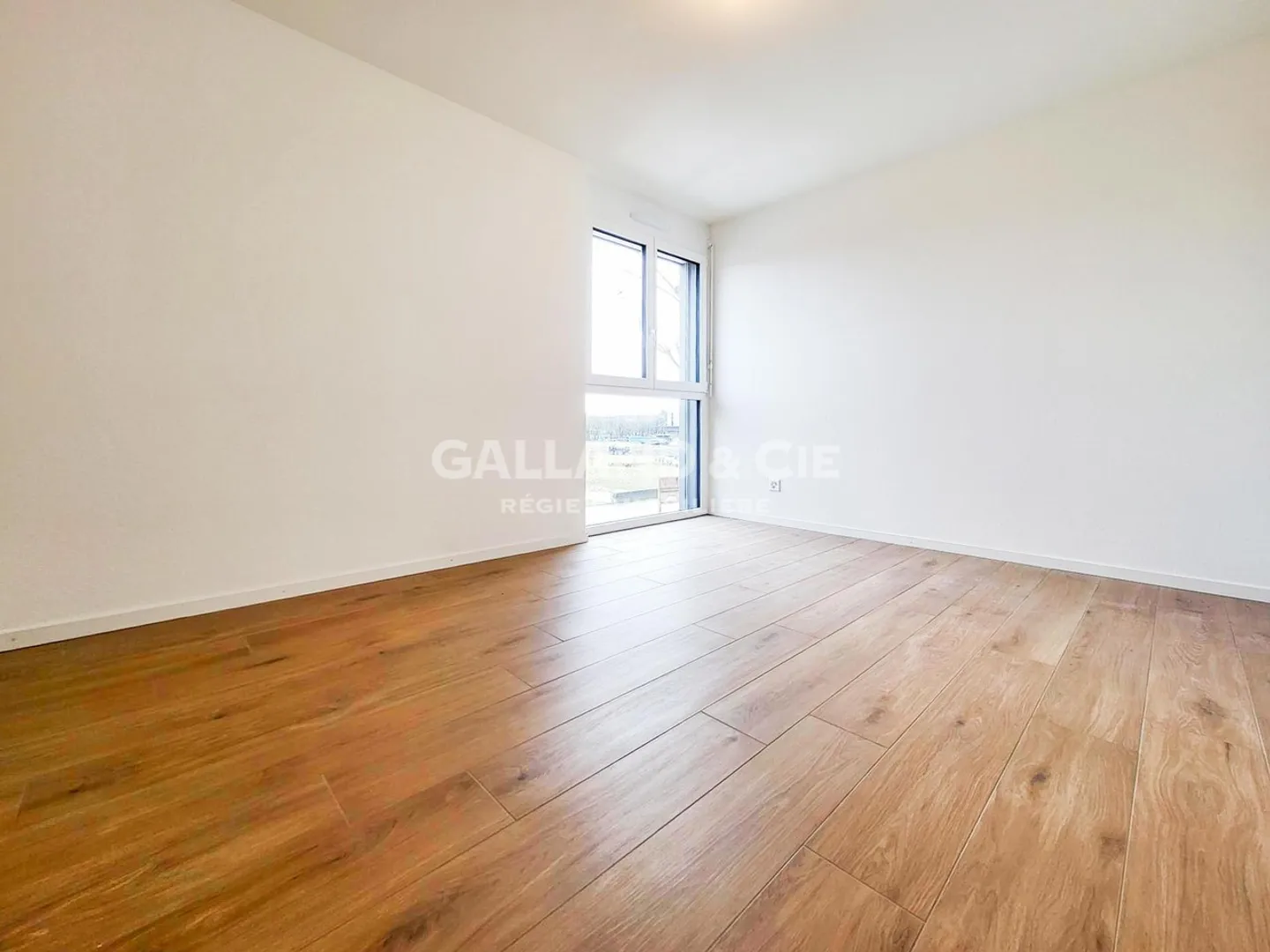 Appartement moderne à St-Aubin - Photo 4 sur 9