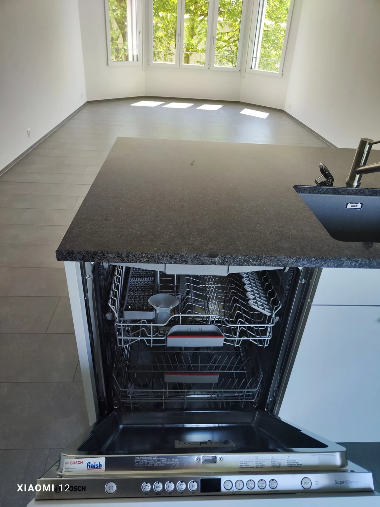 Appartement exclusif de 3,5 pièces (4ème étage) en face du Zwinglihaus - Photo 5 sur 29