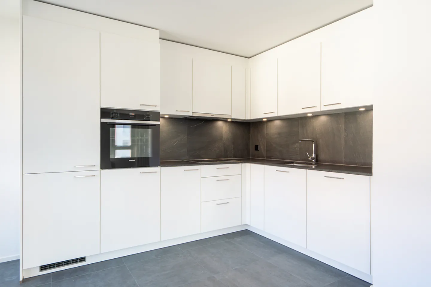 Geräumige 2.5-Zimmer-Wohnung - Foto 1 von 9