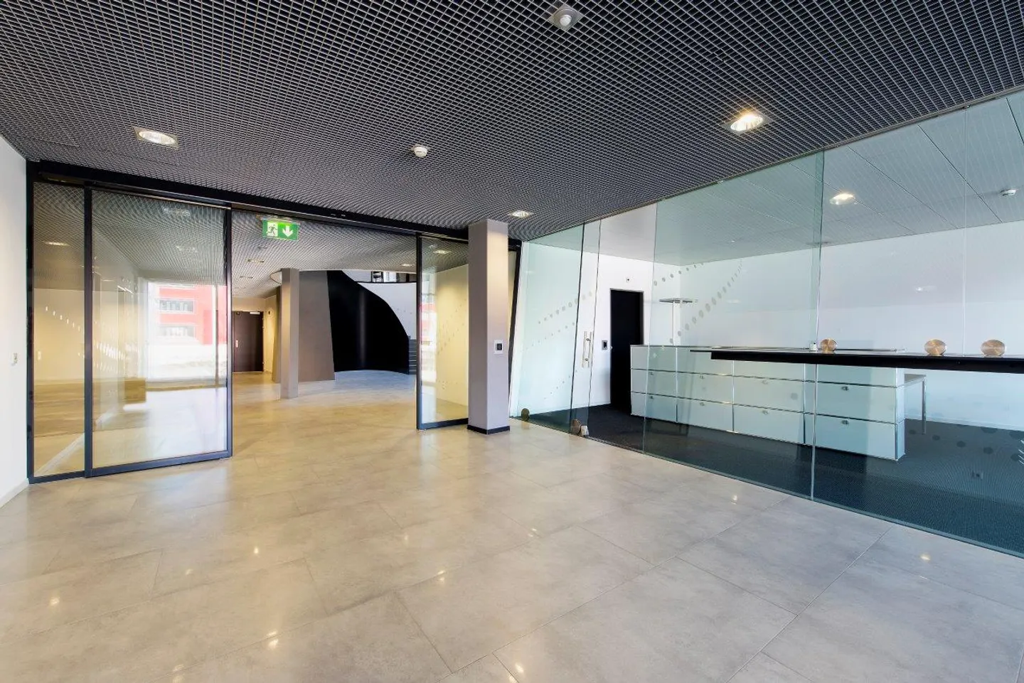 Westgate Baar – plug & work with individual office structure - Photo 2 of 8