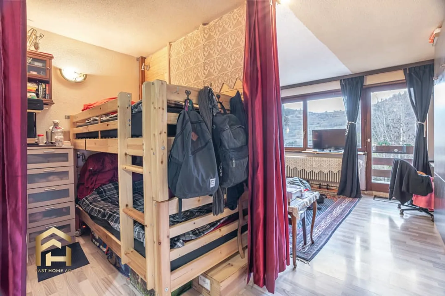 Furnished Studio with Fantastic View - Photo 5 of 13