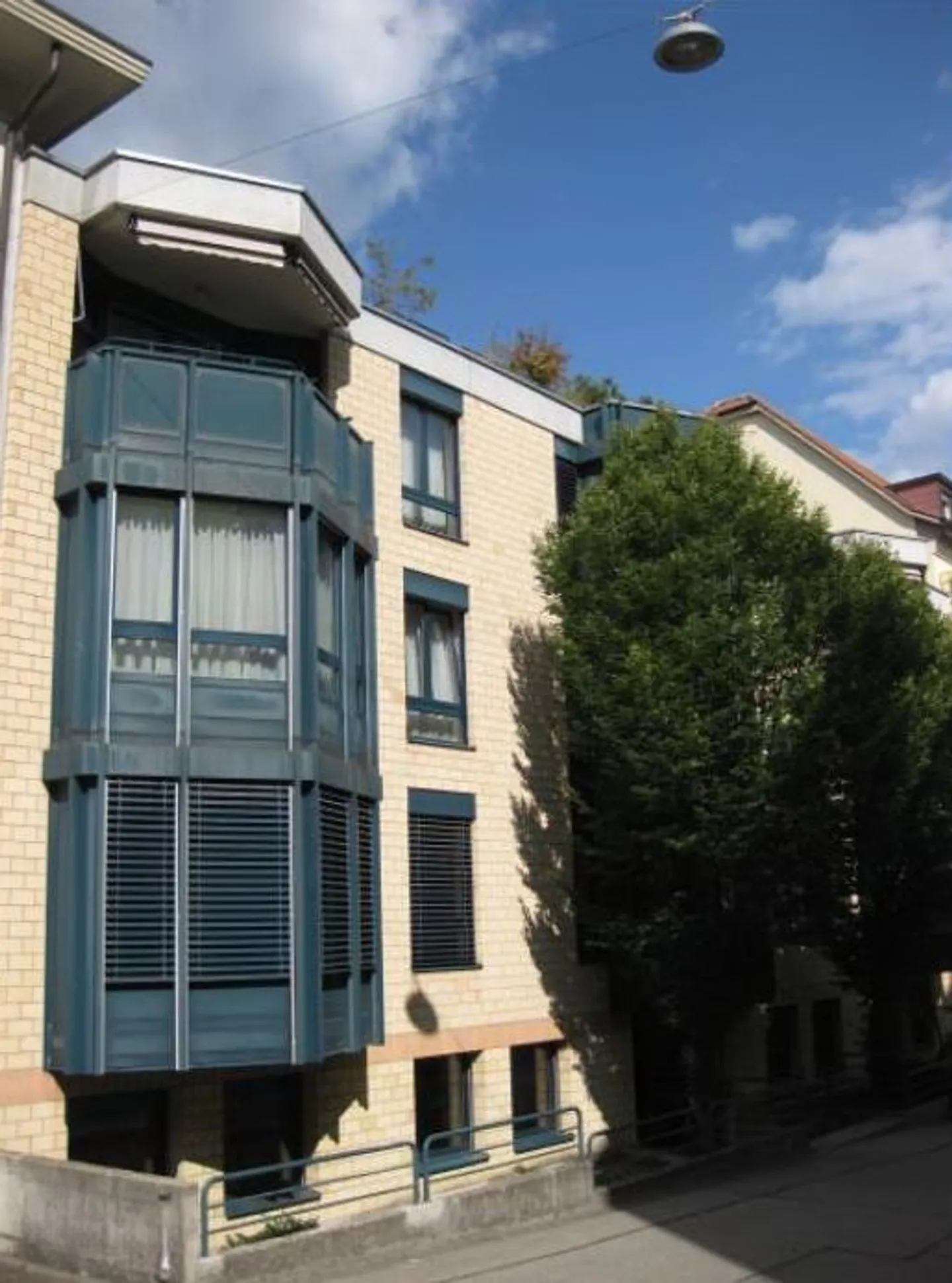 We have a roof for your car! - Photo 1 of 1