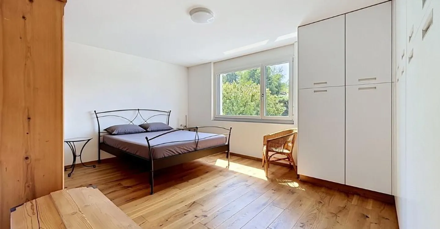 Villa spacieuse avec deux appartements - Photo 9 sur 12