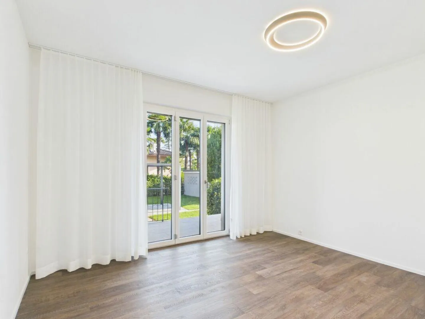 Charming 4.5-room ground floor apartment in Ticino style with garden in Ascona - Photo 4 of 7