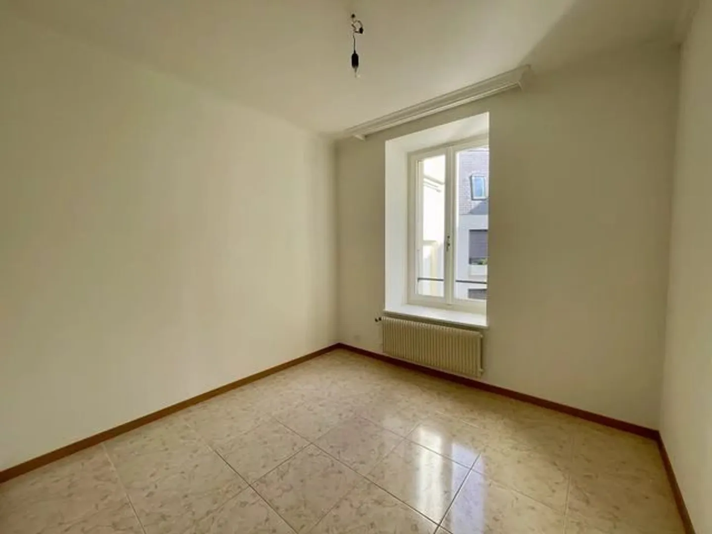 Appartamento di 3,5 locali al 4° piano con vista sul lago. - Foto 10 di 10