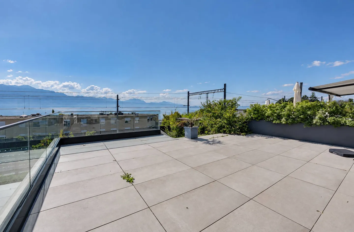 Appartamento Contemporaneo con Terrazza - Foto 6 di 7