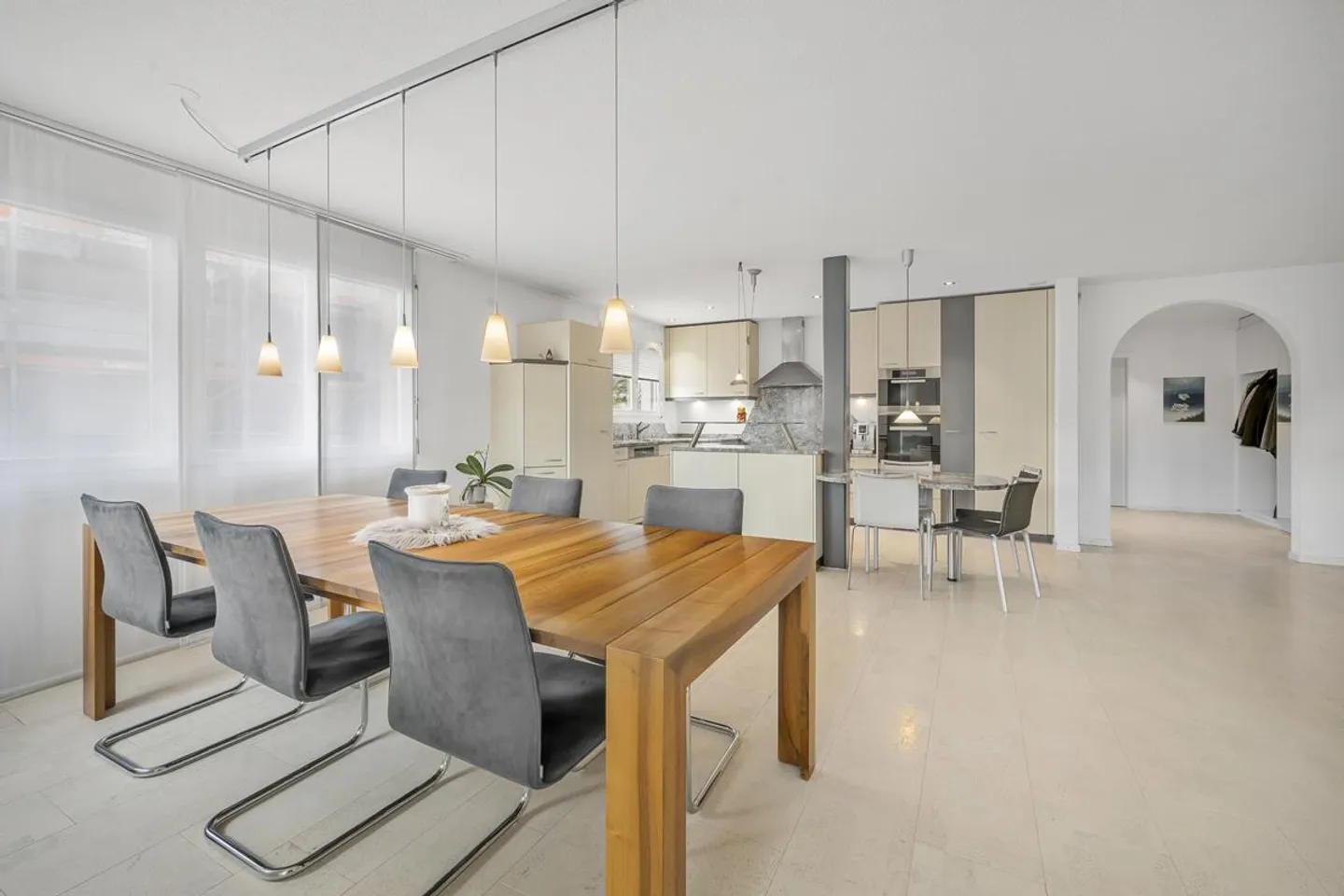 Appartamento di lusso con terrazza e vista sulle Alpi (Kt. Zug) - Foto 4 di 23