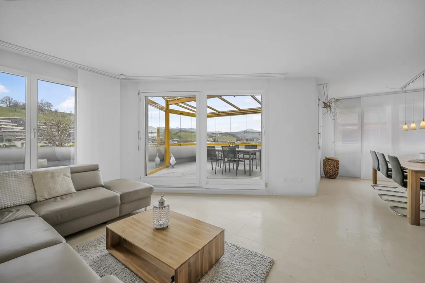 Appartamento di lusso con terrazza e vista sulle Alpi (Kt. Zug) - Foto 6 di 23