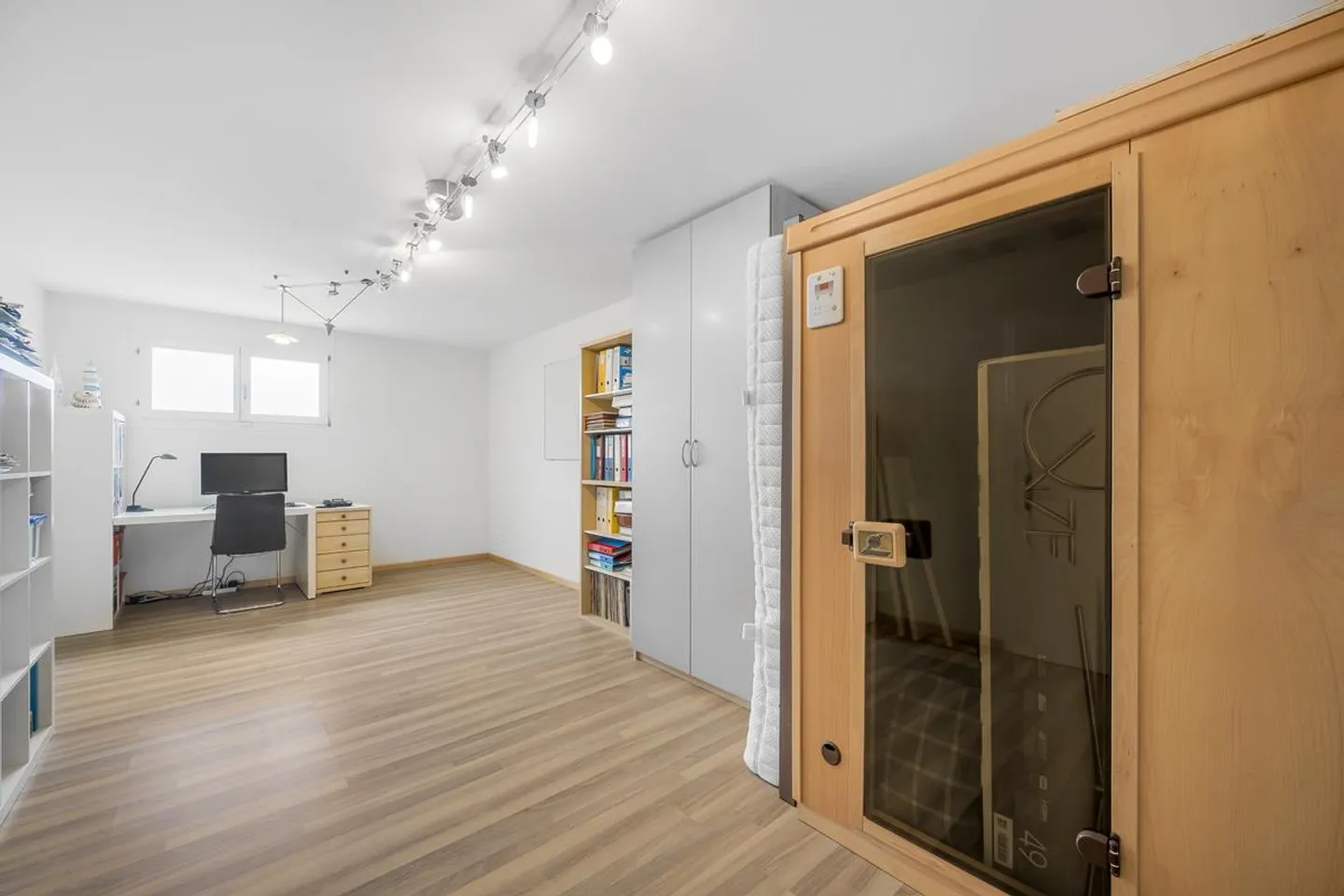 Appartamento di lusso con terrazza e vista sulle Alpi (Kt. Zug) - Foto 18 di 23
