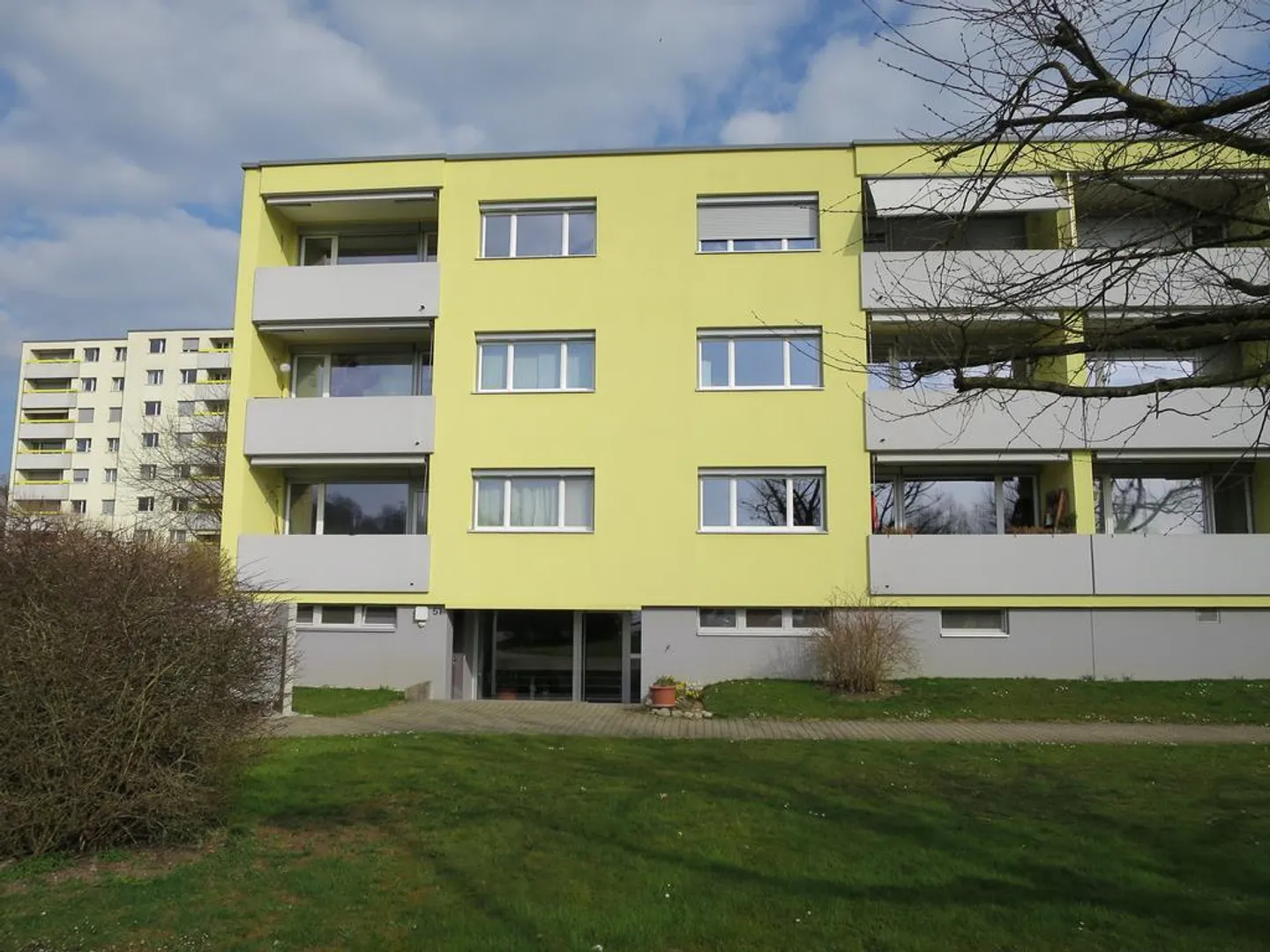 Bella appartamento di 3,5 stanze con cucina ristrutturata - Foto 2 di 9