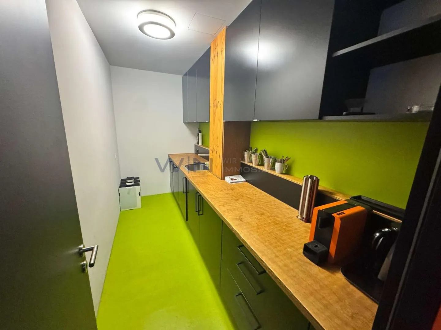 Einzigartiger Büroraum mit Aussicht - Foto 7 von 7
