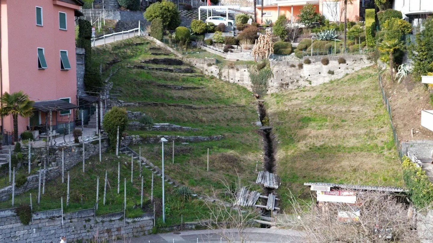 Two building plots with lake view in Gordola - rare opportunity... - Photo 9 of 14