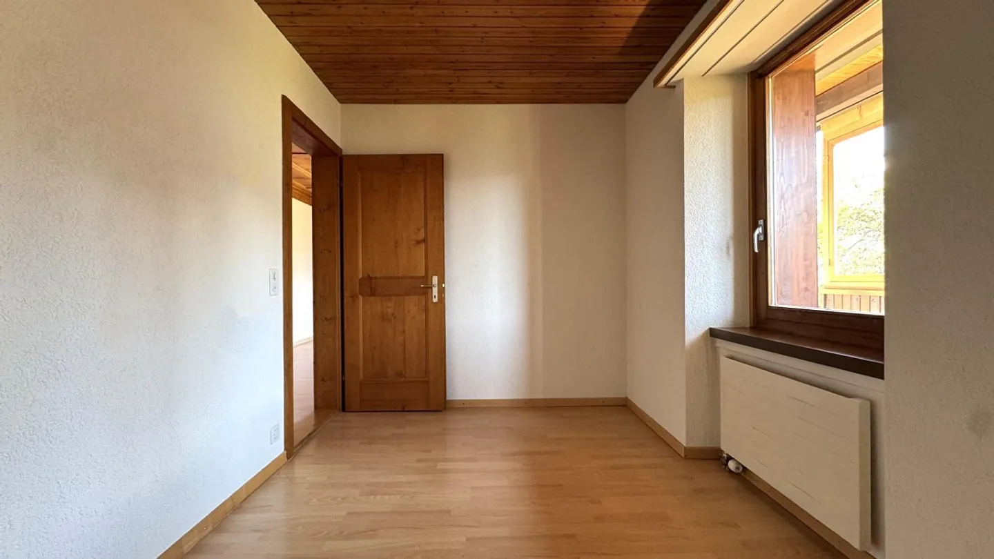 Condominium with Dream View in Castiel, Municipality of Arosa - Photo 5 of 13