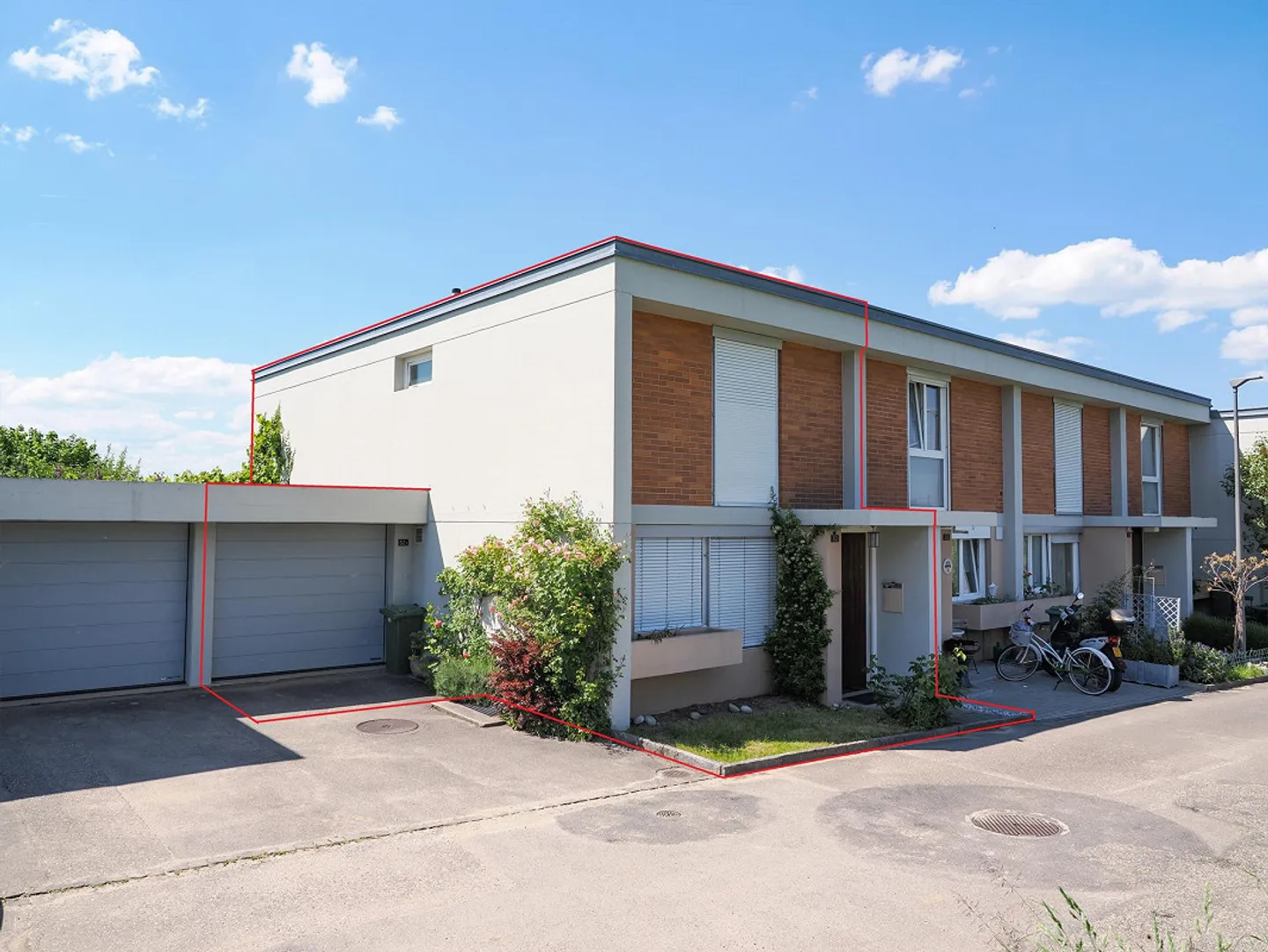 4.5-Room Terraced Single-Family House in Langenthal - Photo 1 of 21