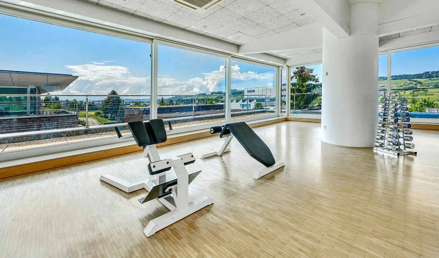 High-Quality Office Buildings with Expansion Potential - Photo 6 of 9