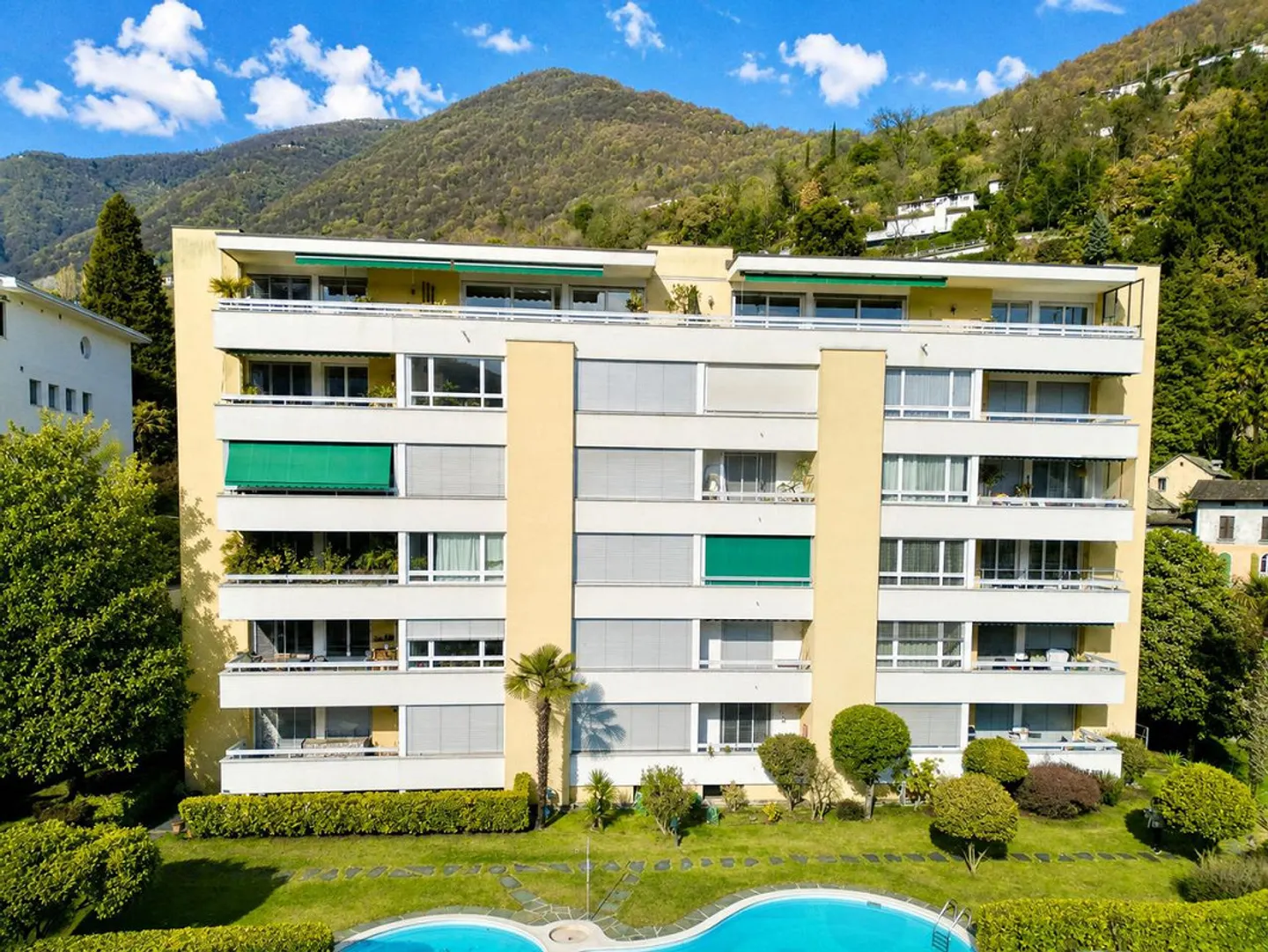 Zweit- oder Erstwohnsitz: Seeblick, viel Platz und Pool - Foto 5 von 15