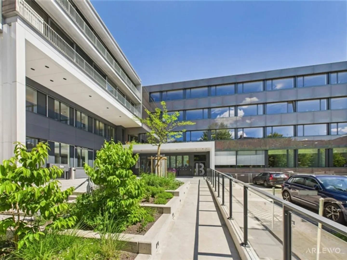 Ufficio altamente sviluppato all'Alpenquai - Foto 4 di 13