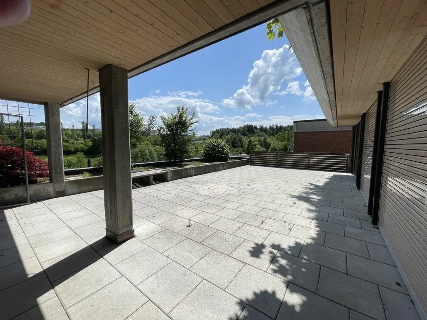 Ihr neues Zuhause - schönes 5.5-Zimmer-Terrassenhaus im Riedernrain - Photo 2 sur 11