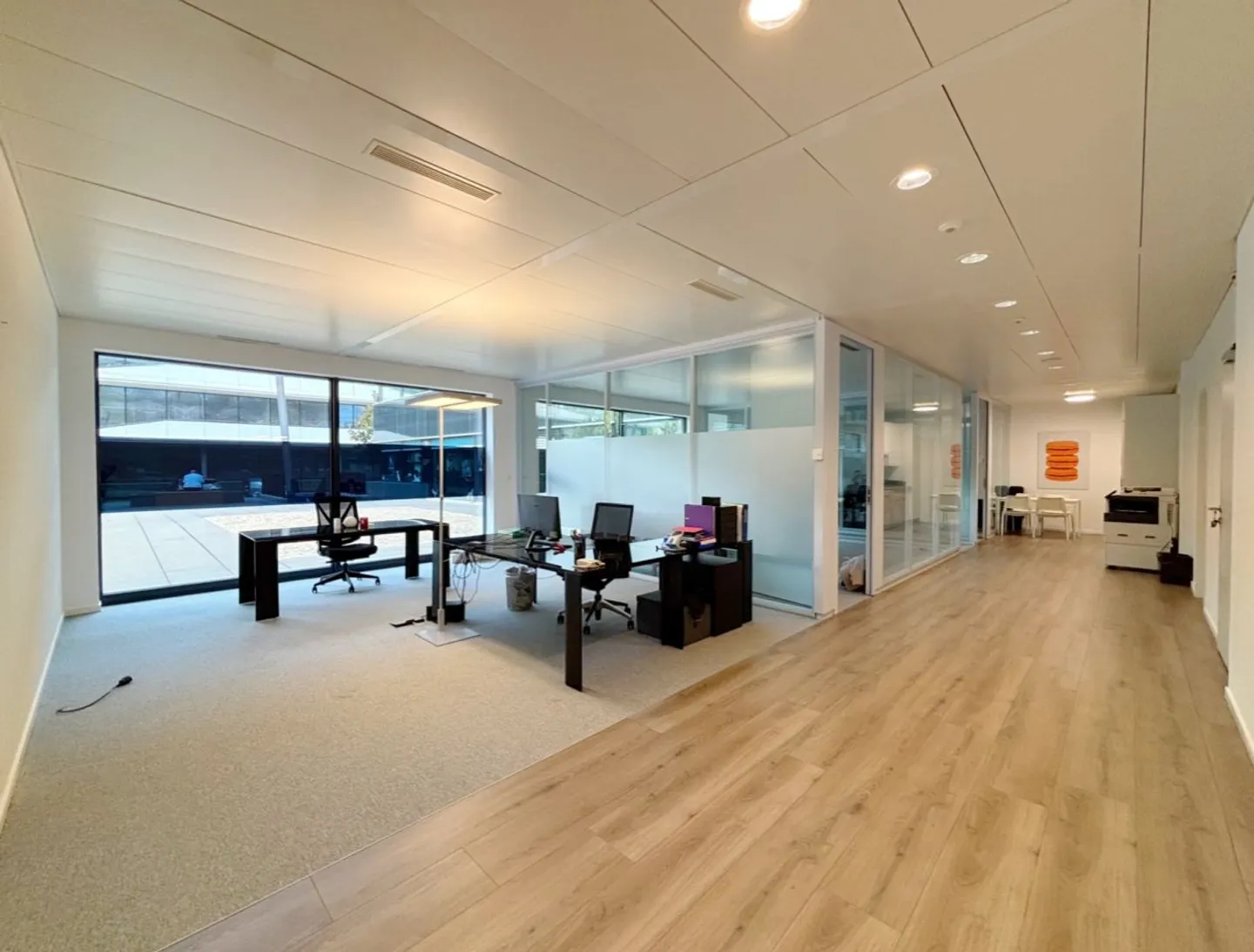 Uffici a Nyon - 150m2 - Nessun costo per ristrutturazioni previsto - Foto 1 di 7