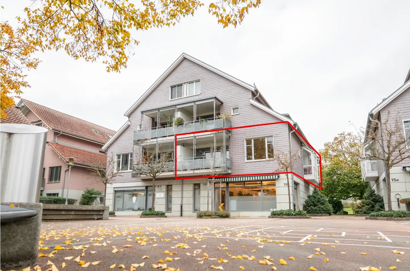 Spacious 4.5-room apartment with a view in Kirchlindach - Photo 1 of 26