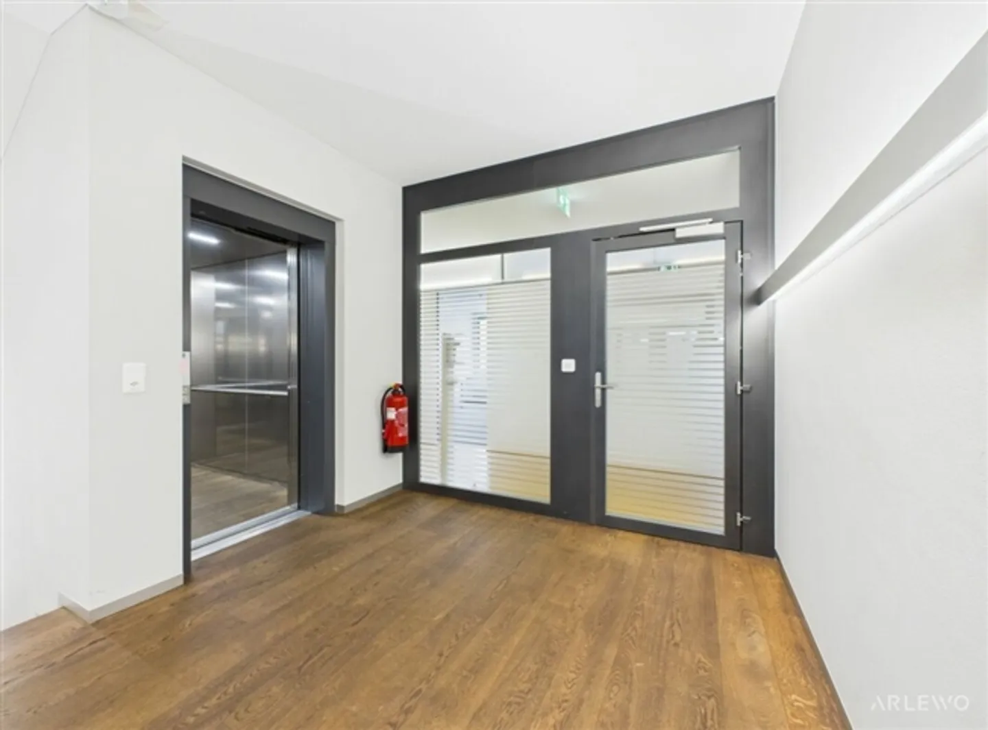 Ufficio altamente sviluppato all'Alpenquai - Foto 13 di 13