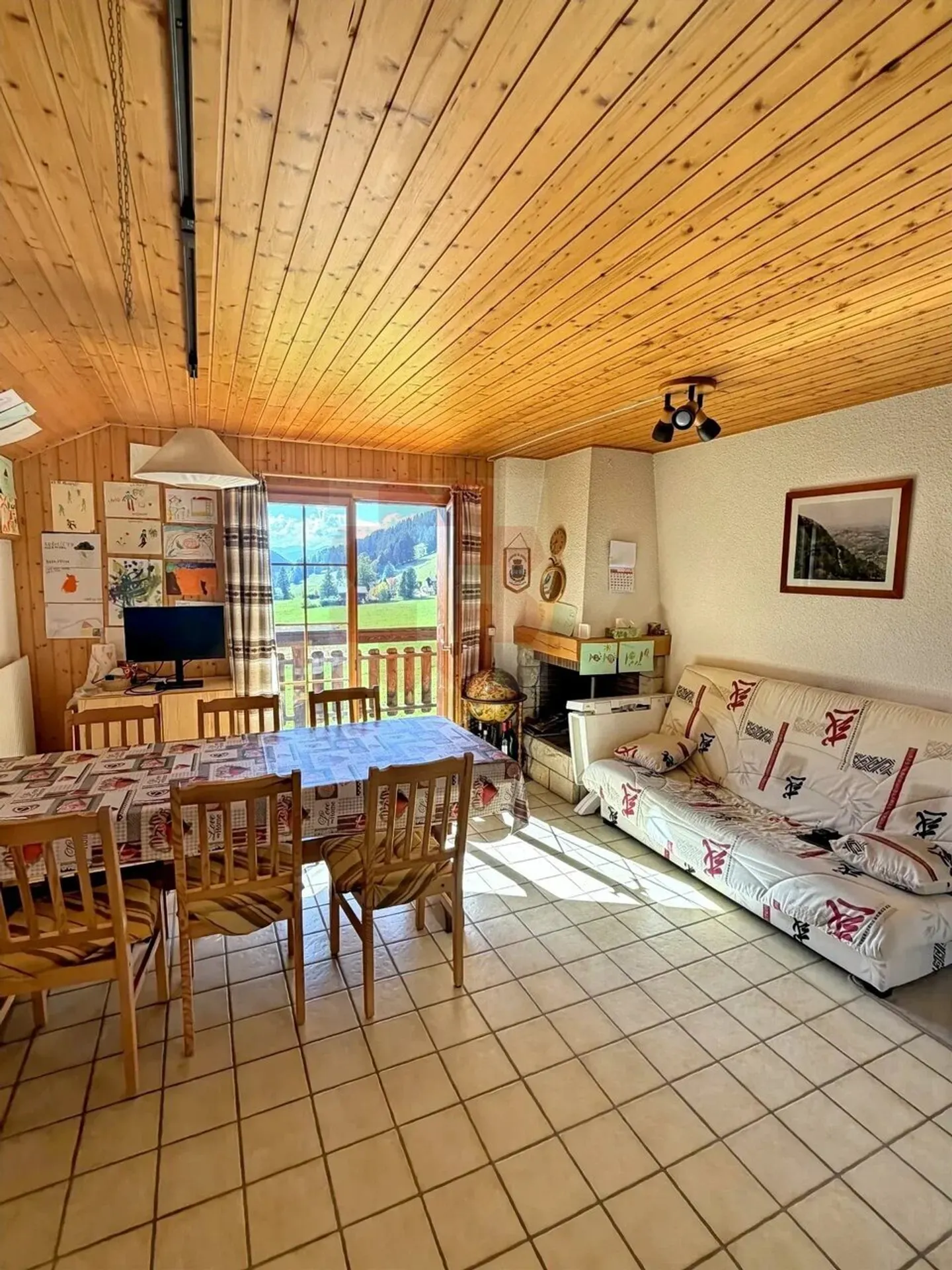 Charmante 2,5-Zimmer-Penthouse-Wohnung mit außergewöhnlichem Blick Les Mosses - Foto 6 von 13