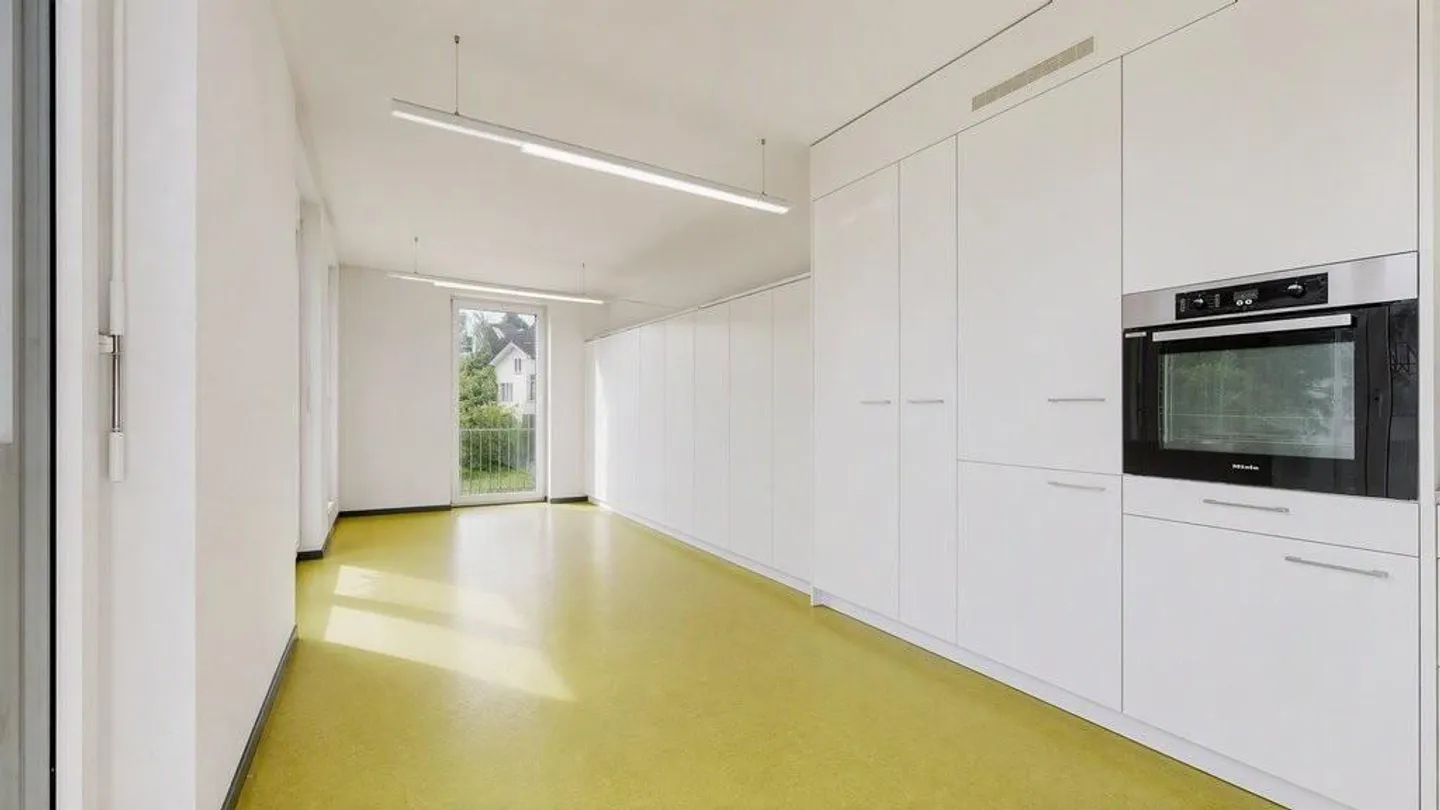 Versatile Commercial Space in Prime Location in Liestal - Photo 6 of 12