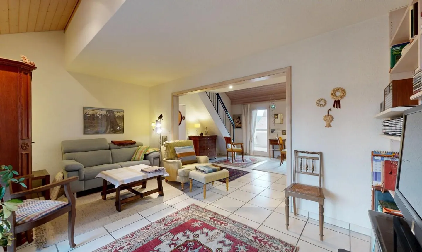 Exclusive Attic Maisonette with Terrace - Photo 1 of 13