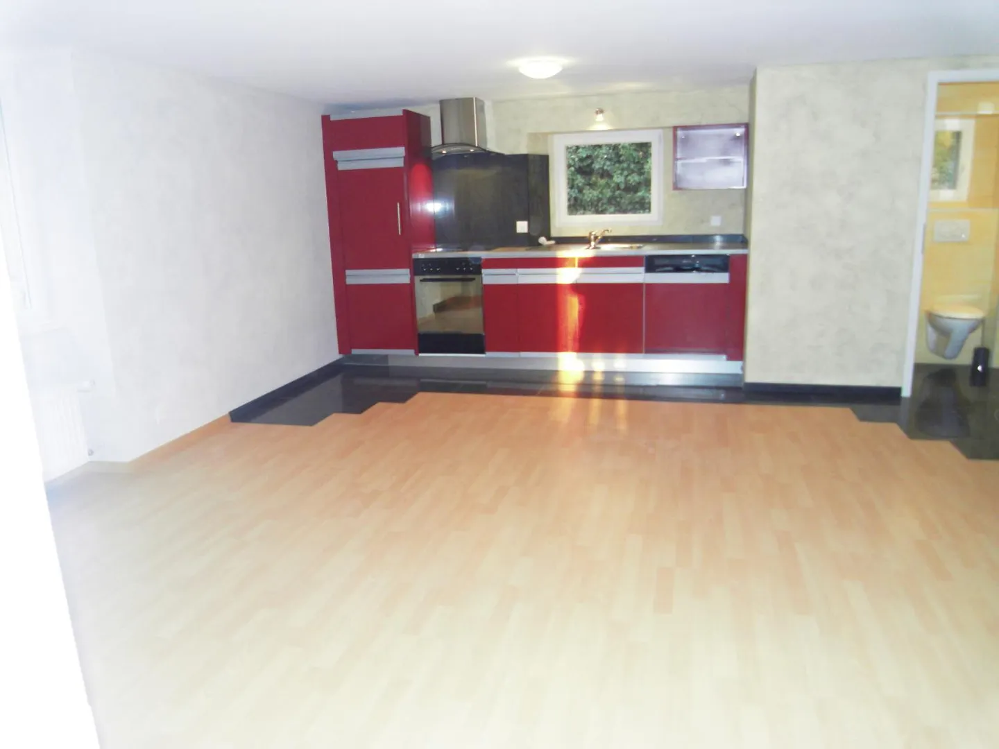 2-room apartment - Photo 1 of 4