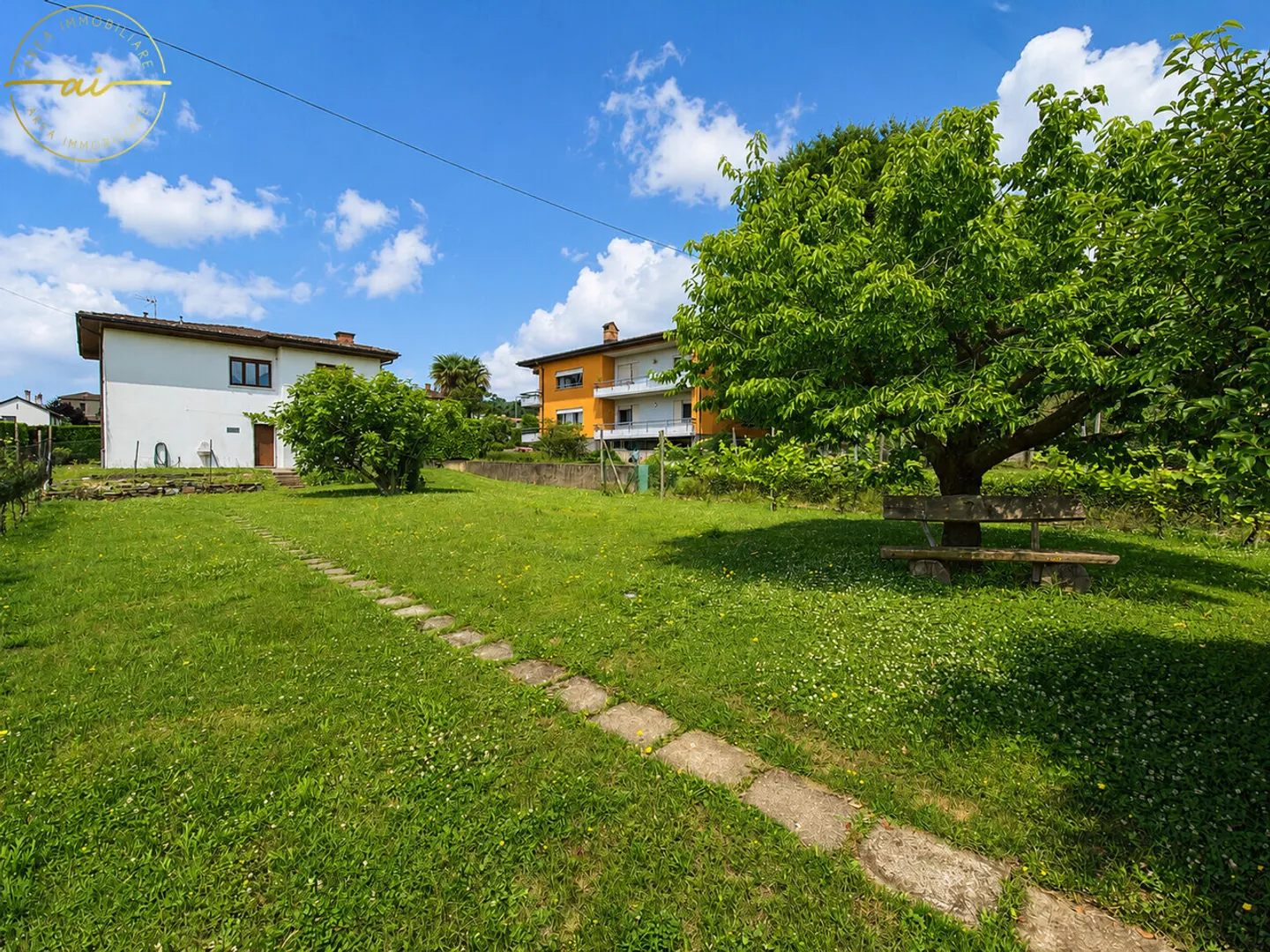 Maison Indépendante avec Grand Terrain Constructible - Photo 1 sur 13
