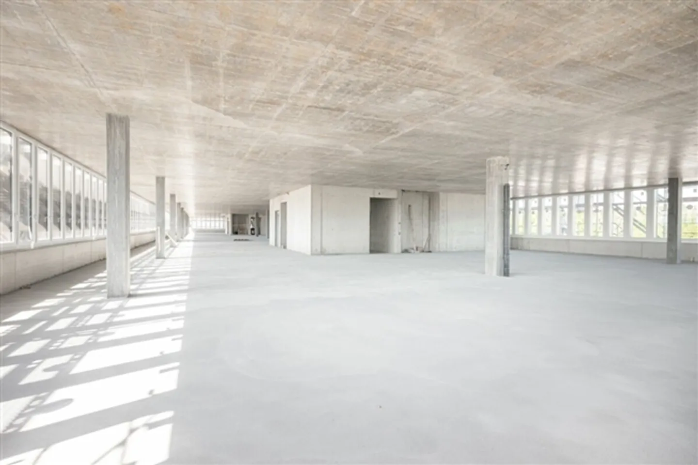 Modernes Büro im A2 Gewerbepark - Foto 1 von 8