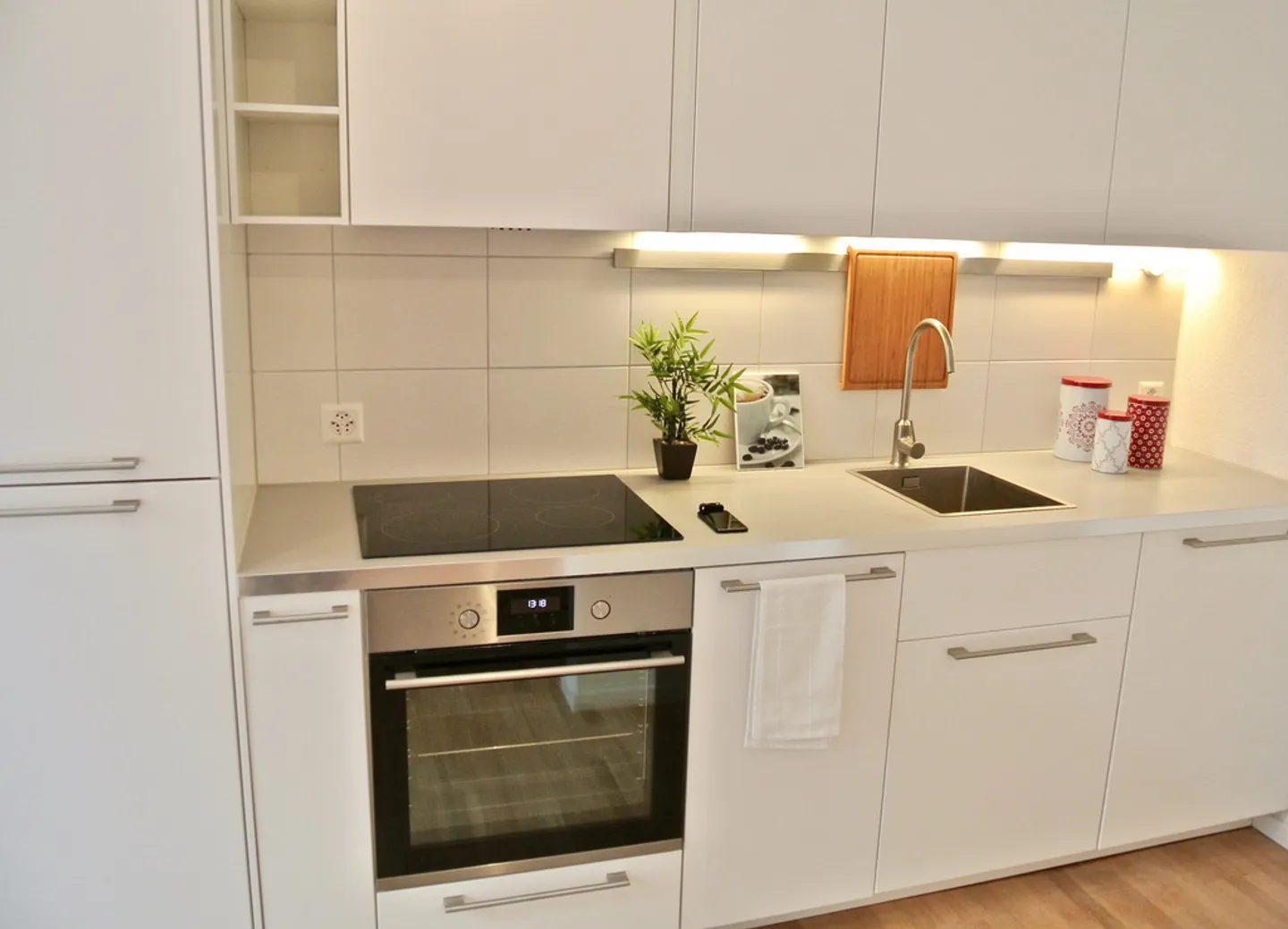 Charmante unmöblierte 1-Zimmerwohnung nahe dem Zürcher Hauptbahnhof - Photo 2 sur 5