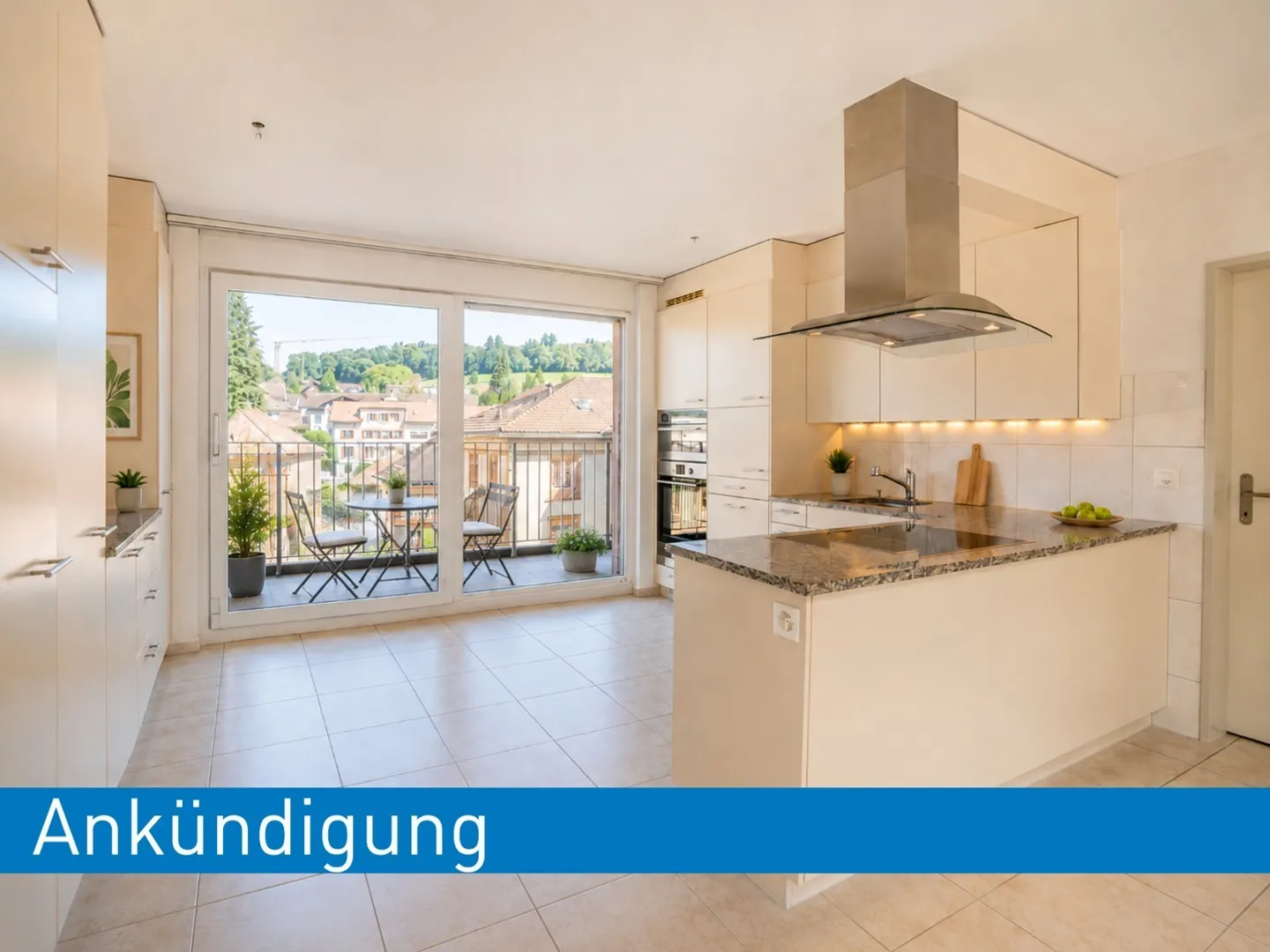 Annonce : Appartement penthouse central de 4,5 pièces avec deux balcons - Photo 1 sur 6