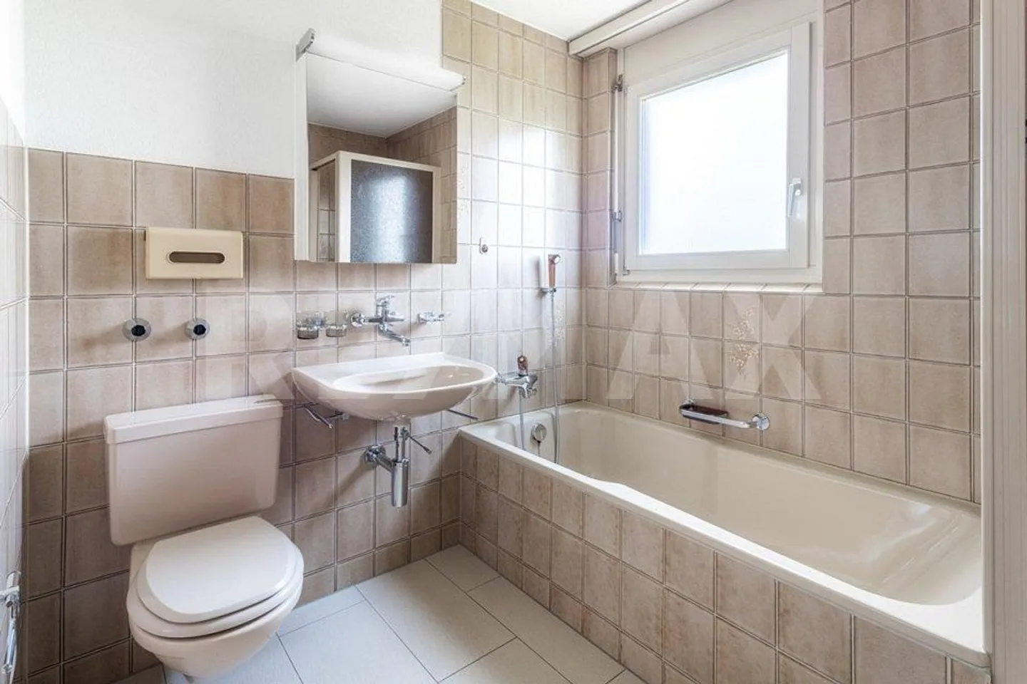 Attractive 5½-room apartment with sunny view location - Photo 11 of 13