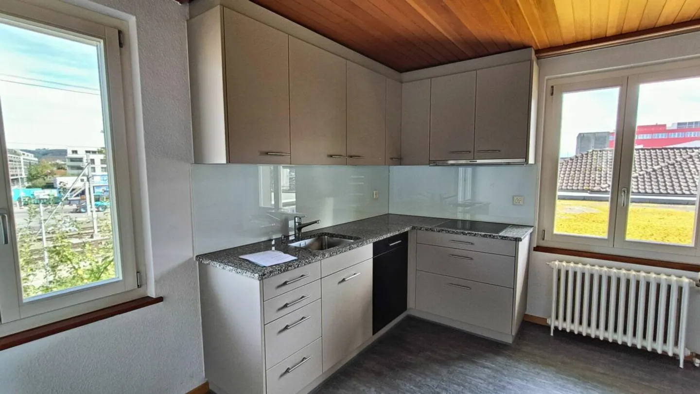 Appartamento unico in una posizione eccellente - Foto 4 di 11