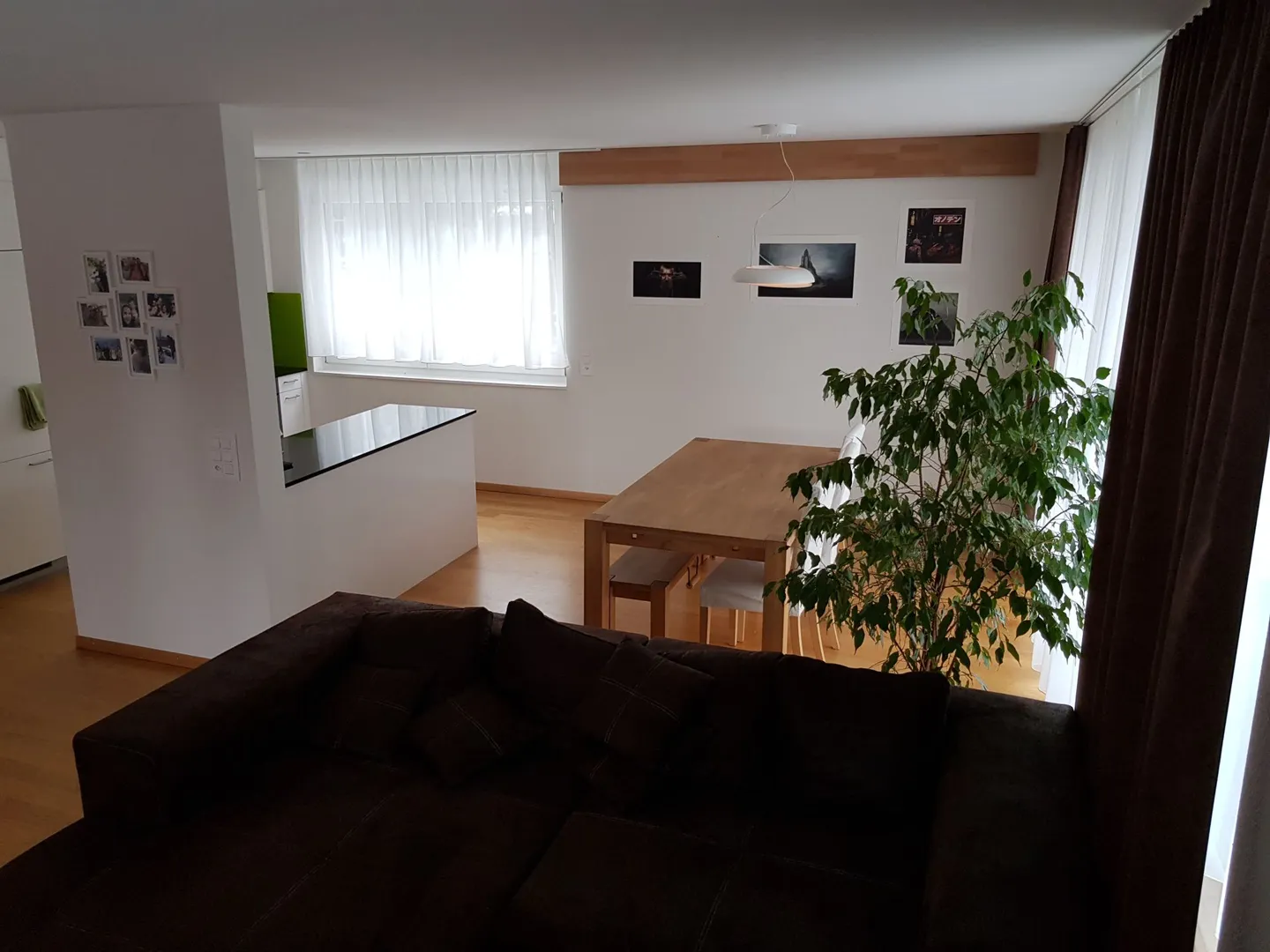 Appartamento con lavatrice/asciugatrice nel bagno - Foto 4 di 9