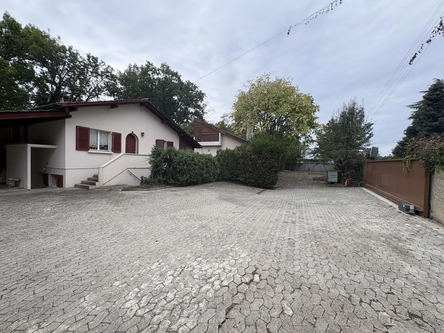 Villa Trasformabile con Potenziale - Foto 4 di 8