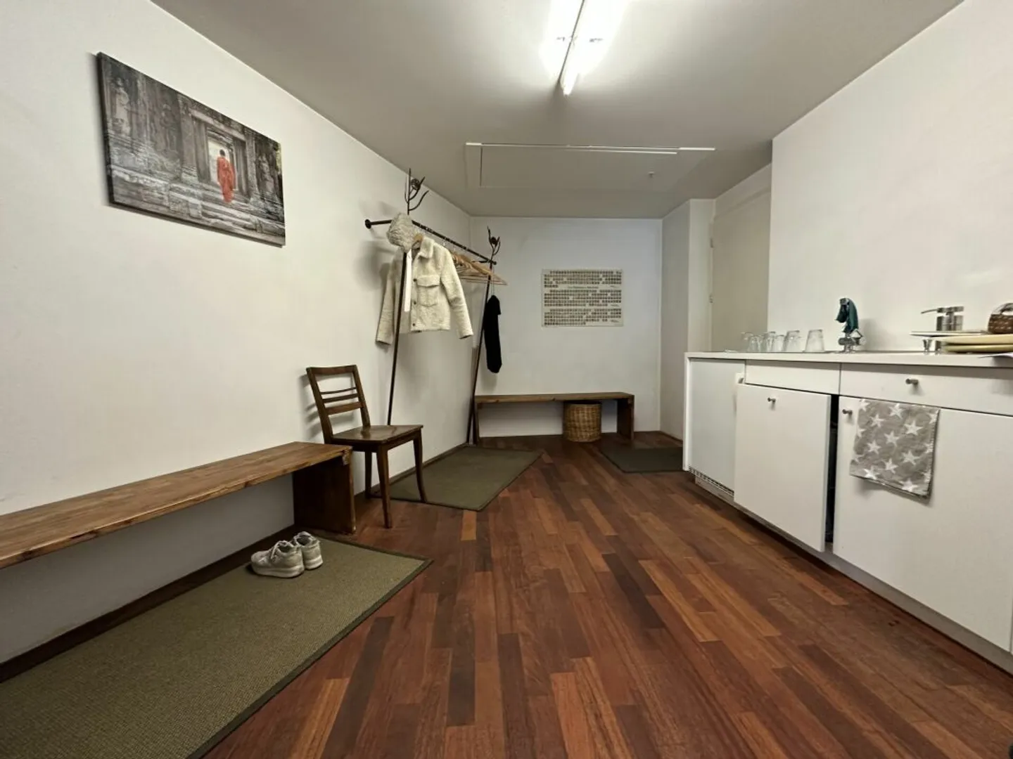 Practical, versatile commercial space (109 m²) in Ennenda - Photo 4 of 4