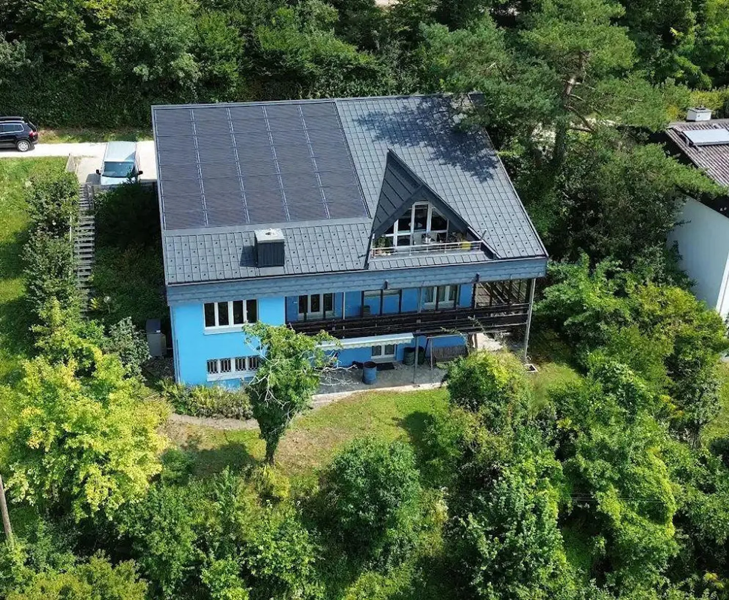 Ampia casa unifamiliare - Foto 1 di 18