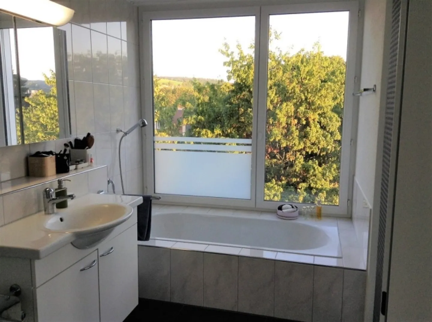 Living with a View in a Family-Friendly Environment - Photo 9 of 10