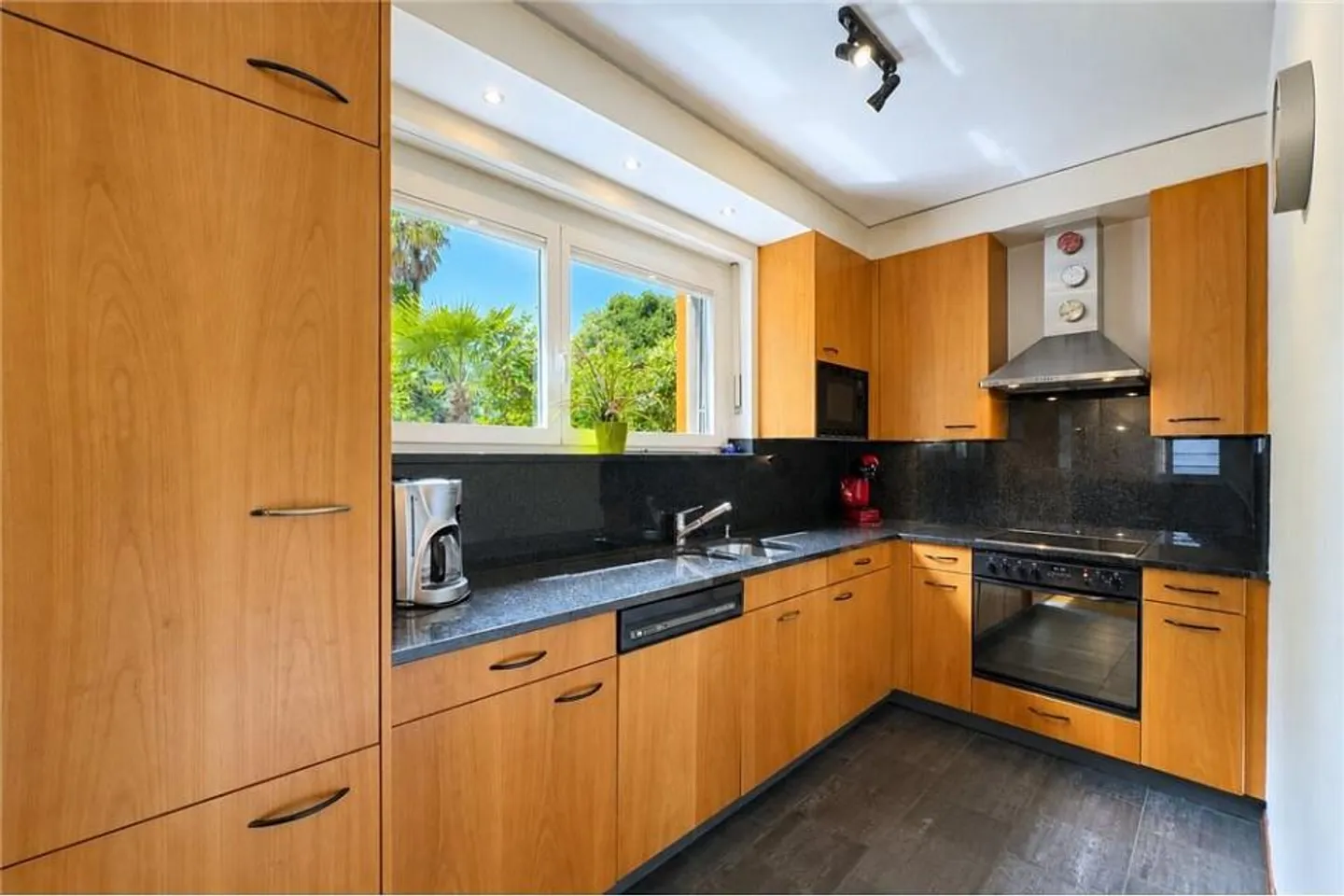 Appartement de 3,5 pièces avec piscine - Photo 9 sur 13