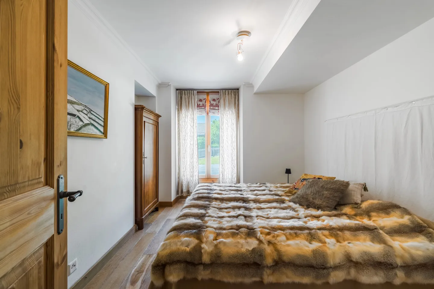 Luxury Apartment in Palace - Photo 3 of 12