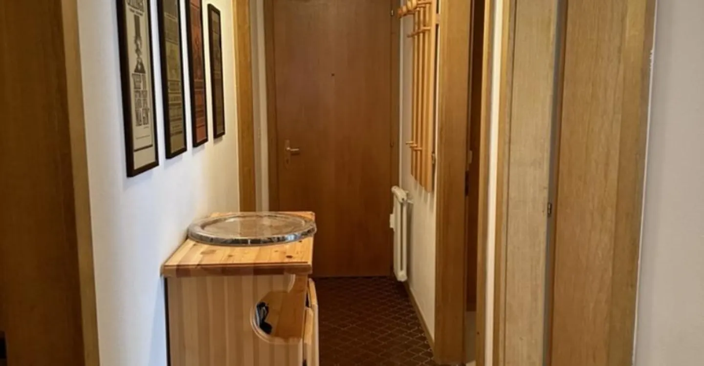 3.5 Room Apartment - Photo 3 of 6