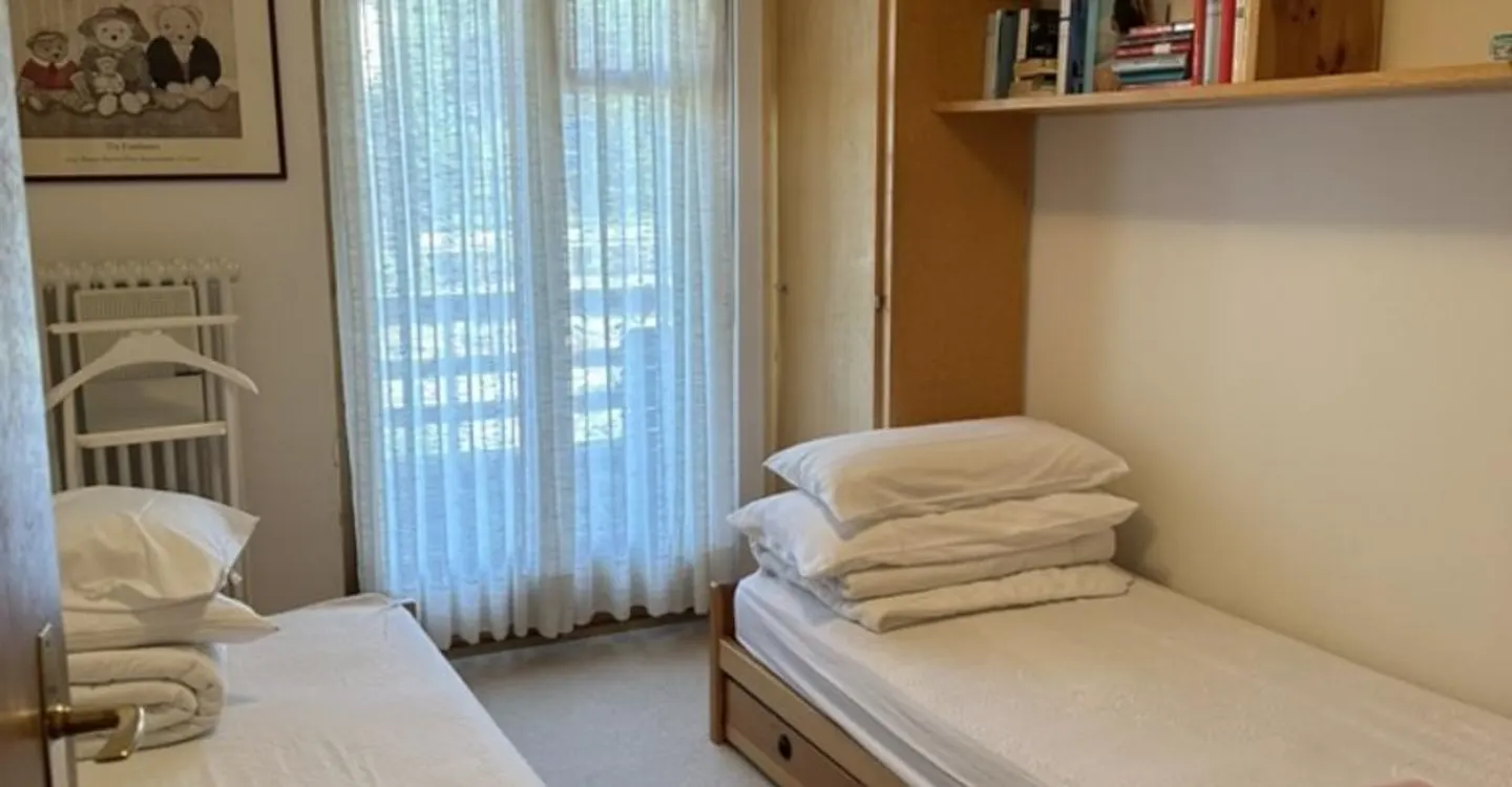 3.5 Room Apartment - Photo 4 of 6